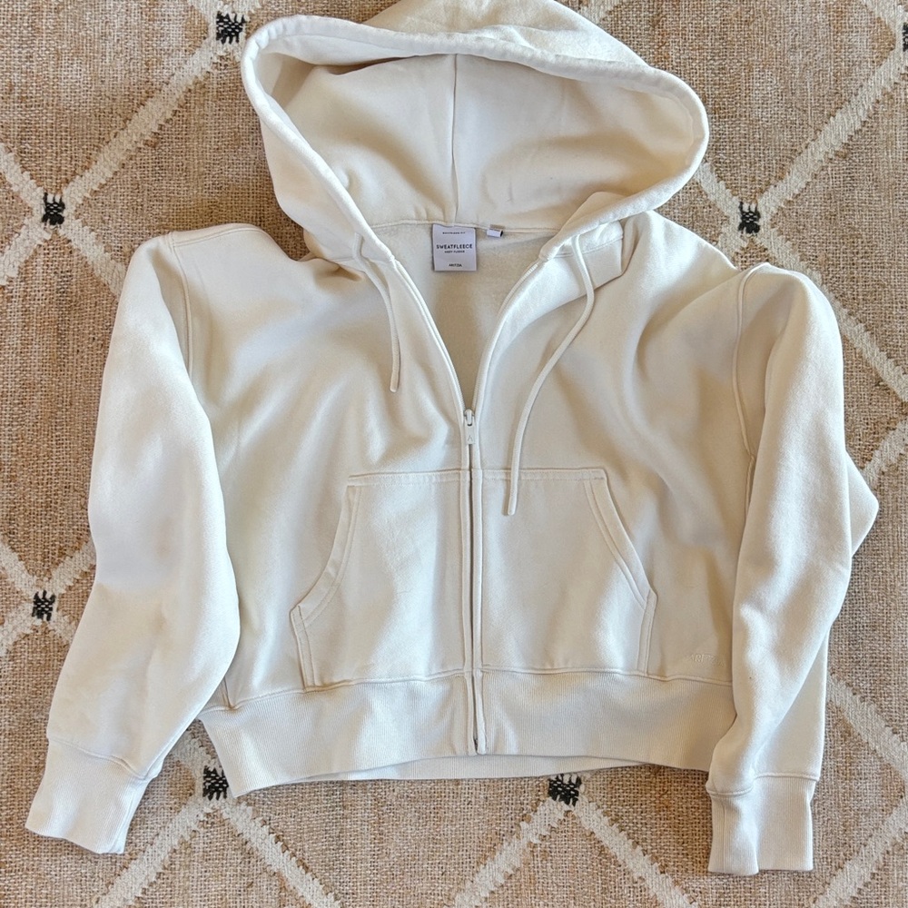 Aritzia Cozy Sweatfleece Boyfriend Boxy Zip Hoodie ivory size medium